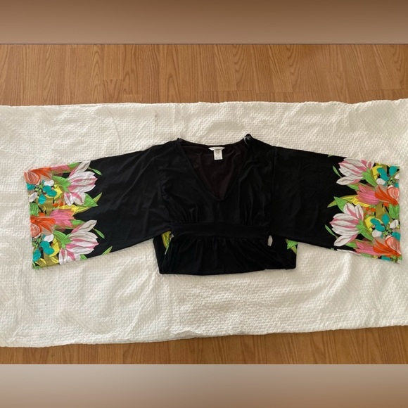 Trina Turk Tunic Cover Up - Picture 5 of 6